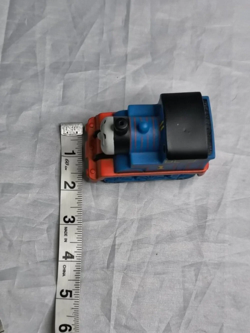 2009 Mattel Gullane Thomas The Tank Engine Rubber Bath Squirter Toy